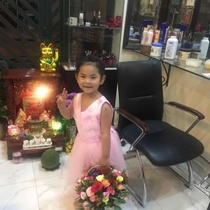 Meet your Posher, Thuy